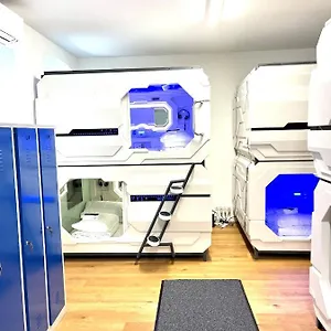 Hostel Space - Prater, Vídeň