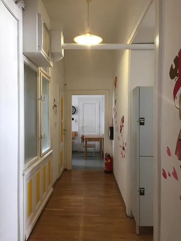 Chichilli Hostel