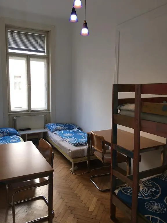 Chichilli Hostel Austria
