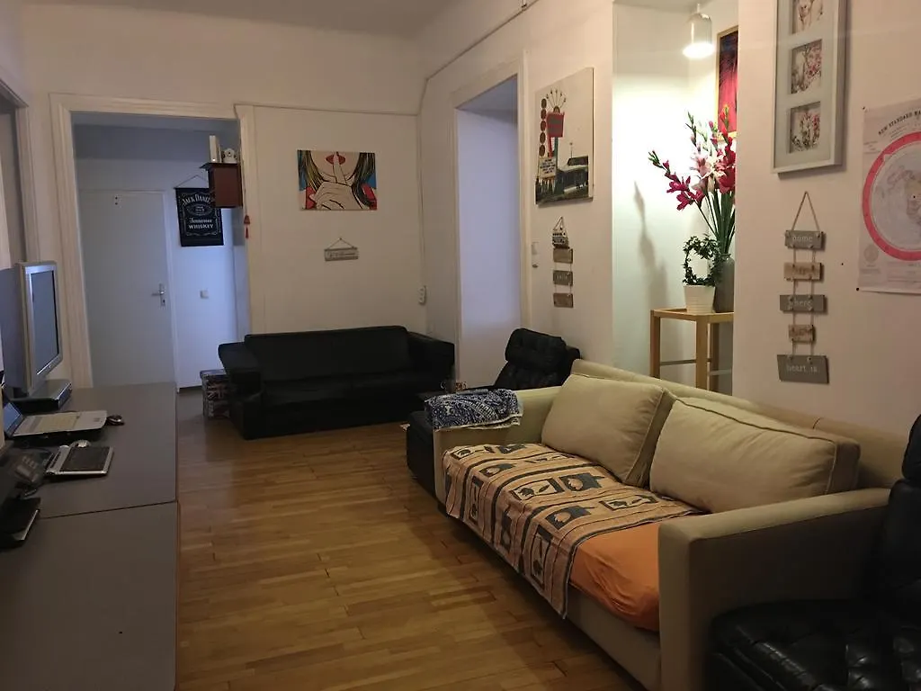 Chichilli Hostel 0*, Vienna