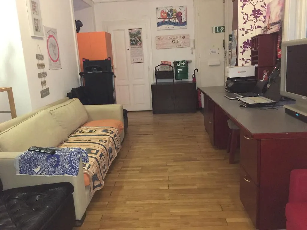Chichilli Hostel