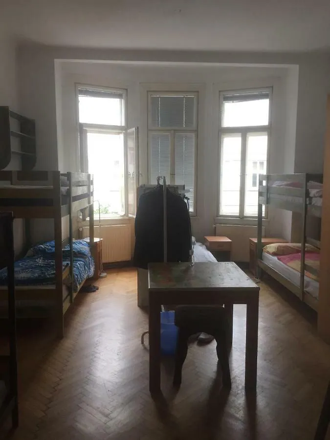 Chichilli Hostel Vienna
