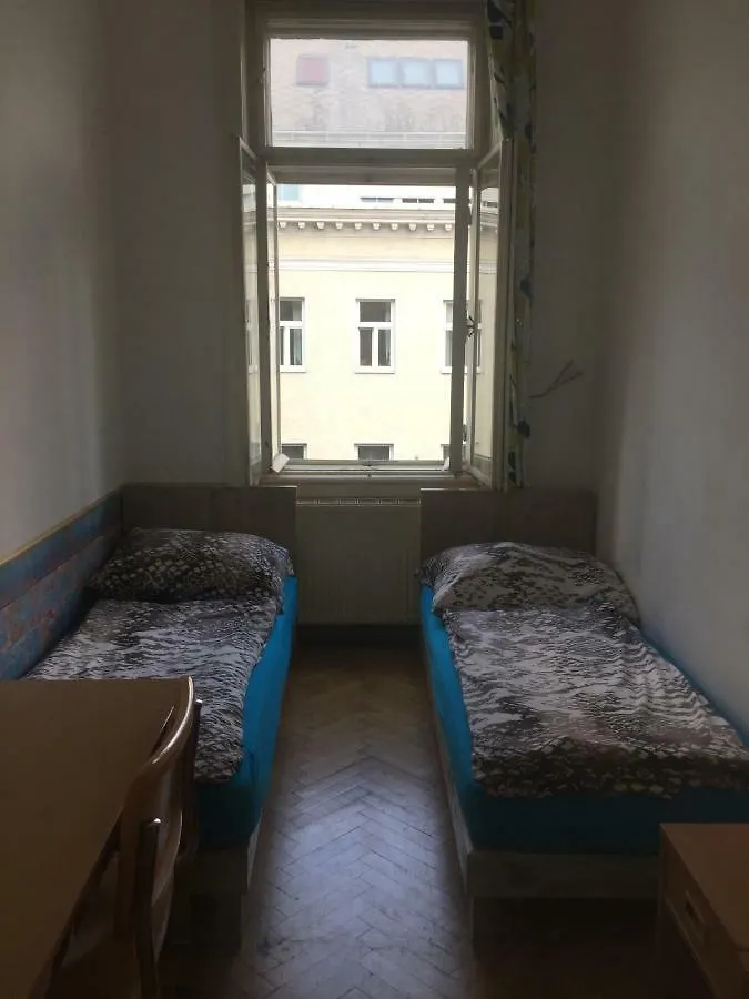 Chichilli Hostel Austria